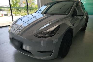 Used Tesla Model Y 2024 Long-Range All-Wheel-Drive Version