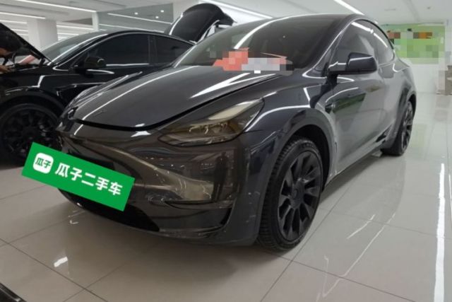 Used Tesla Model Y 2024 Long-Range All-Wheel-Drive Version