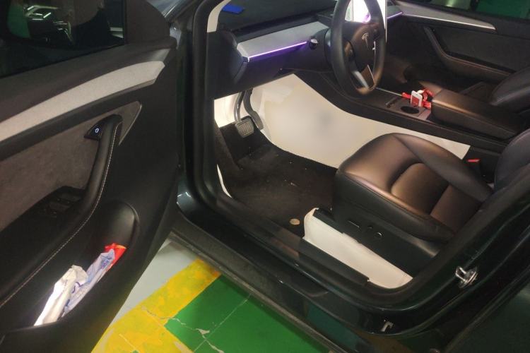 Used Tesla Model Y 2024 Long-Range All-Wheel-Drive Version Driver Seat