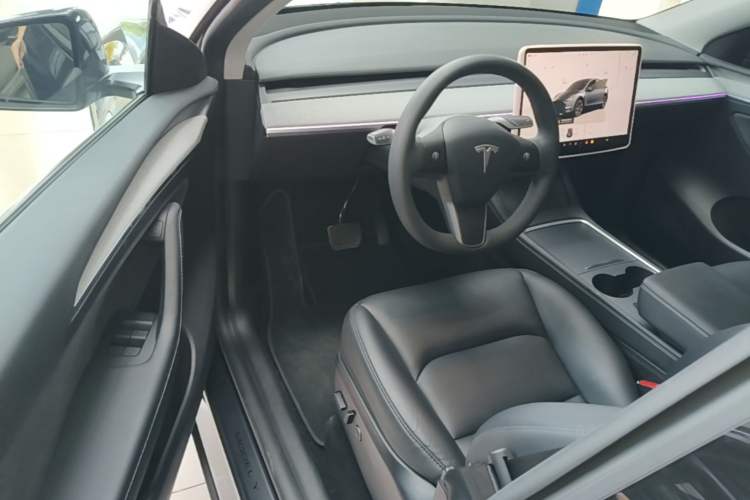 Used Tesla Model Y 2024 Rear-Wheel-Drive Version Driver Seat
