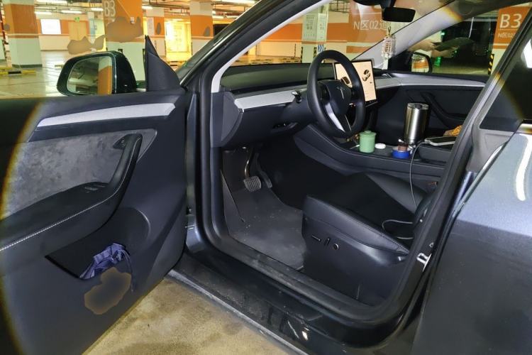 Used Tesla Model Y 2024 Rear-Wheel-Drive Version Driver Seat