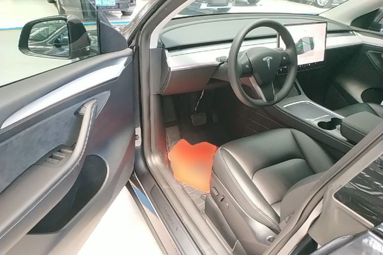 Used Tesla Model Y 2024 Rear-Wheel-Drive Version Driver Seat