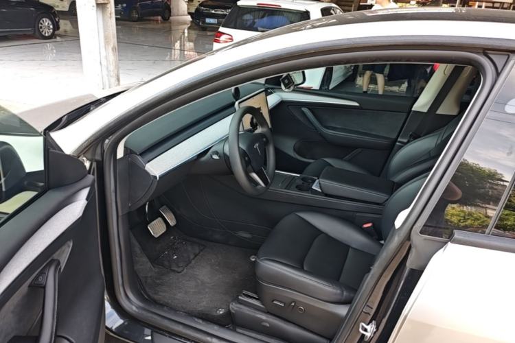 Used Tesla Model Y 2024 Rear-Wheel-Drive Version Driver Seat