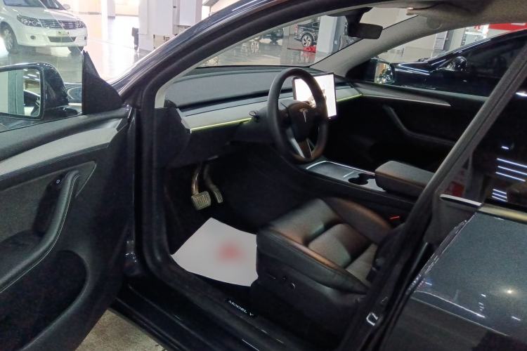 Used Tesla Model Y 2024 Rear-Wheel-Drive Version Driver Seat