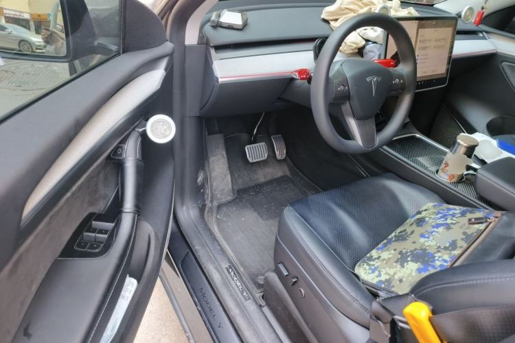 Used Tesla Model Y 2024 Rear-Wheel-Drive Version Driver Seat