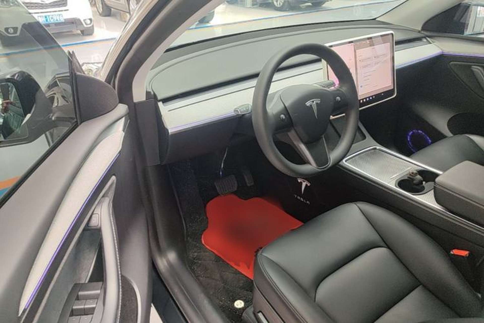 Used Tesla Model Y 2024 Rear-Wheel-Drive Version Driver Seat