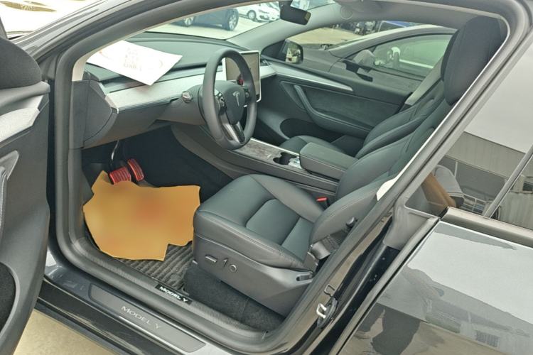 Used Tesla Model Y 2024 Rear-Wheel-Drive Version Driver Seat