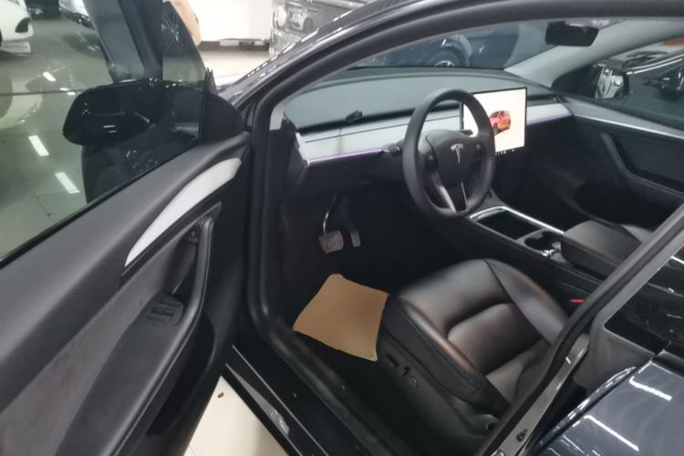 Used Tesla Model Y 2024 Rear-Wheel-Drive Version Driver Seat