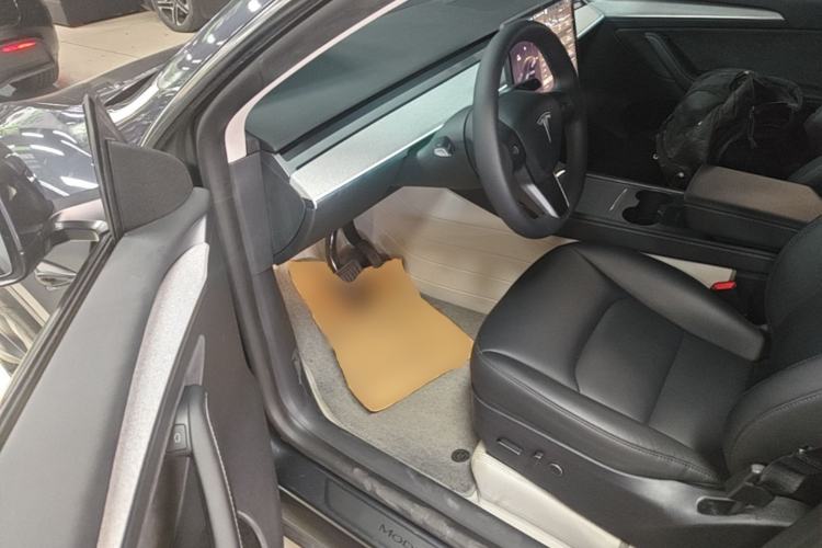 Used Tesla Model Y 2024 Rear-Wheel-Drive Version Driver Seat