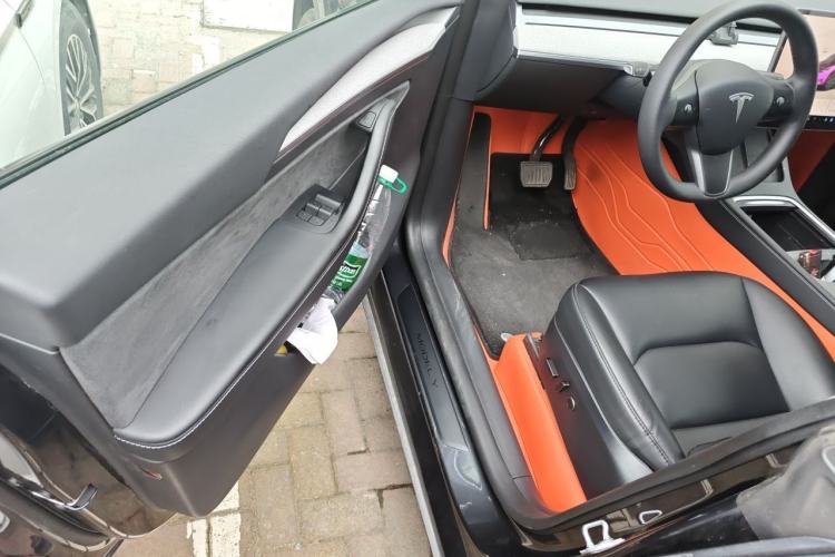 Used Tesla Model Y 2024 Rear-Wheel-Drive Version Driver Seat