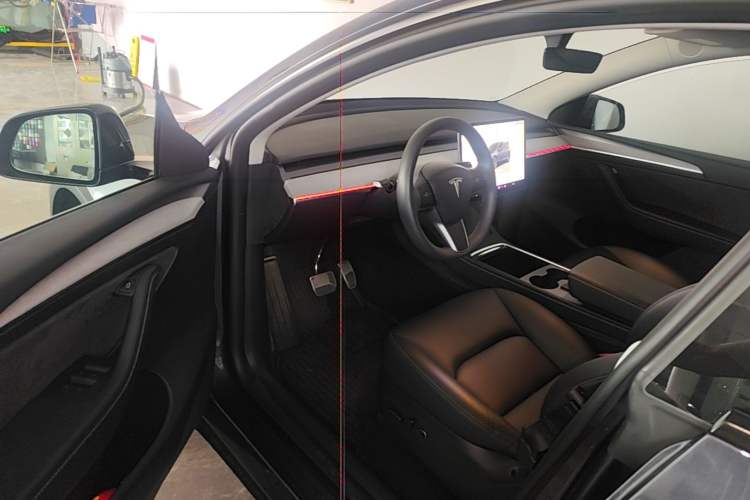 Used Tesla Model Y 2024 Rear-Wheel-Drive Version Driver Seat