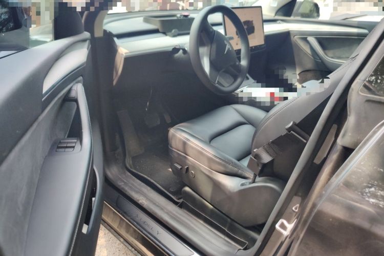 Used Tesla Model Y 2024 Rear-Wheel-Drive Version Driver Seat
