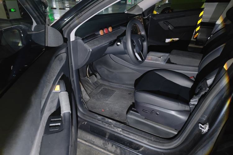 Used Tesla Model Y 2024 Rear-Wheel-Drive Version Driver Seat