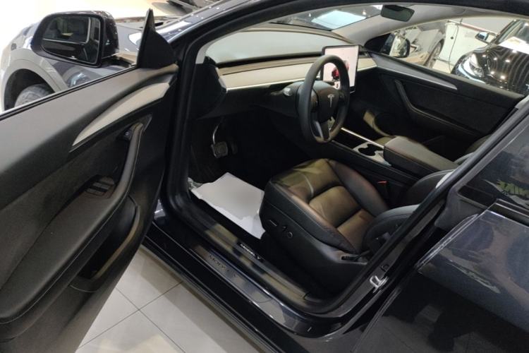Used Tesla Model Y 2024 Rear-Wheel-Drive Version Driver Seat
