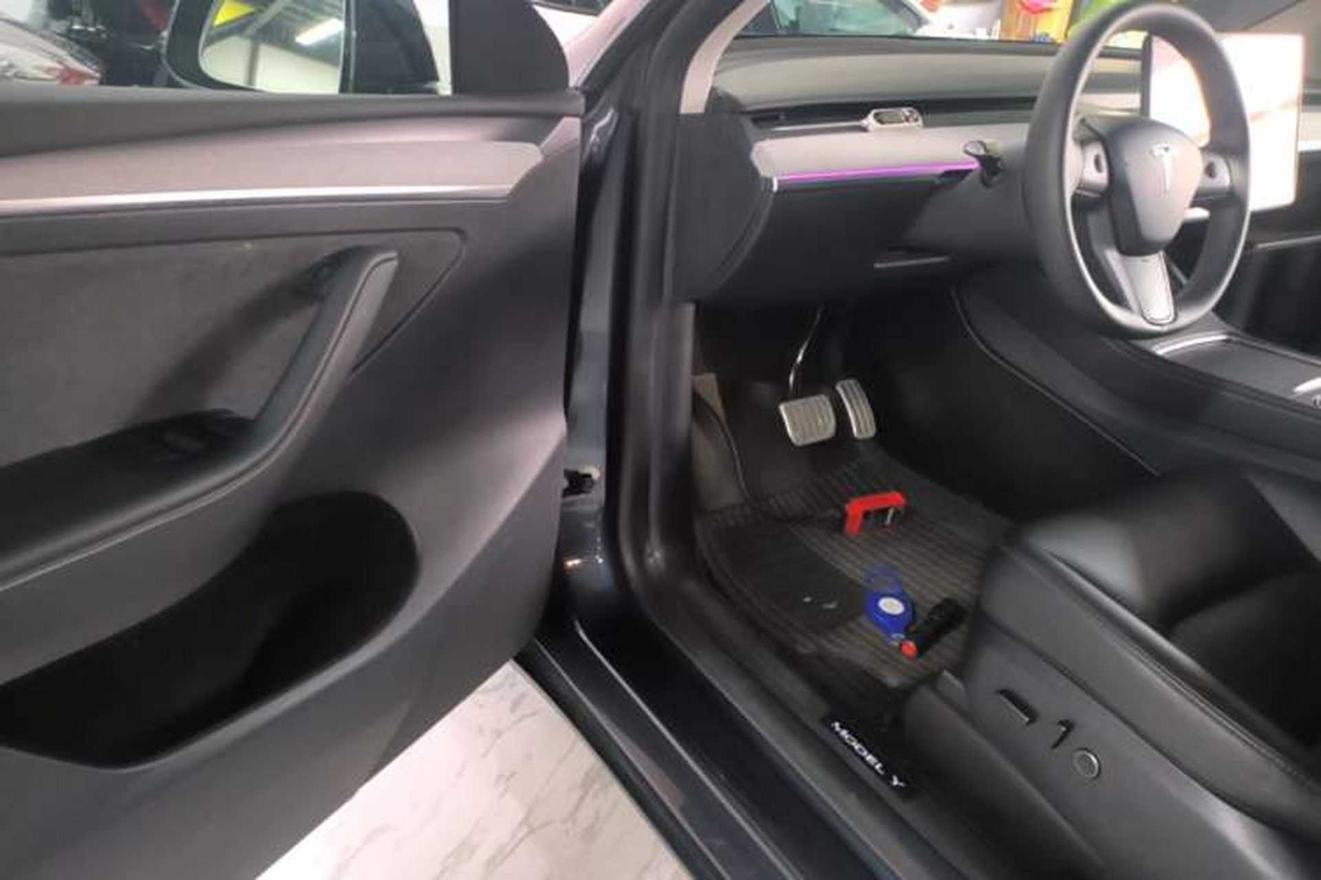 Used Tesla Model Y 2024 Rear-Wheel-Drive Version Driver Seat