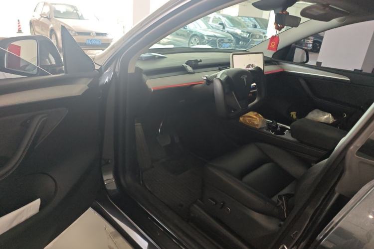 Used Tesla Model Y 2024 Rear-Wheel-Drive Version Driver Seat