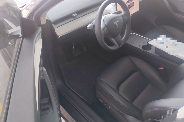 Used Tesla Model Y 2024 Rear-Wheel-Drive Version Driver Seat