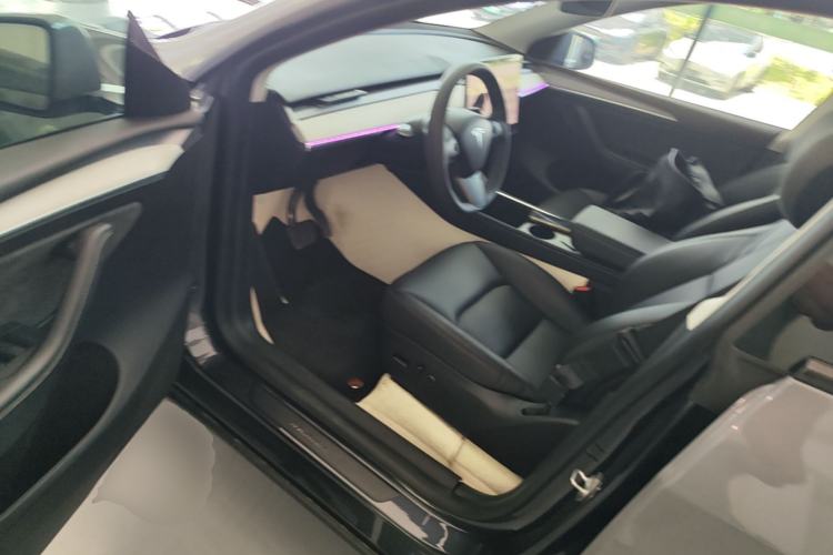 Used Tesla Model Y 2024 Long-Range All-Wheel-Drive Version Driver Seat