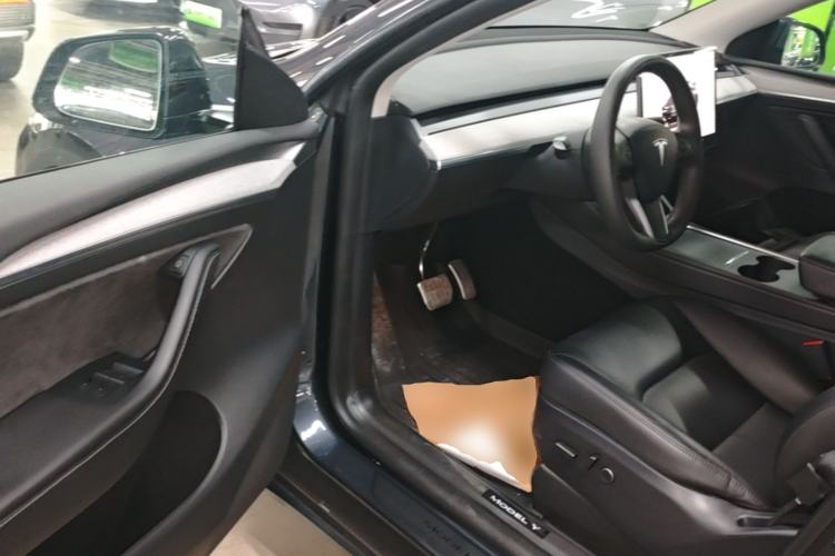 Used Tesla Model Y 2024 Rear-Wheel-Drive Version Driver Seat