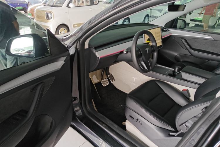 Used Tesla Model Y 2024 Rear-Wheel-Drive Version Driver Seat