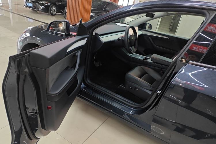 Used Tesla Model Y 2024 Rear-Wheel-Drive Version Driver Seat