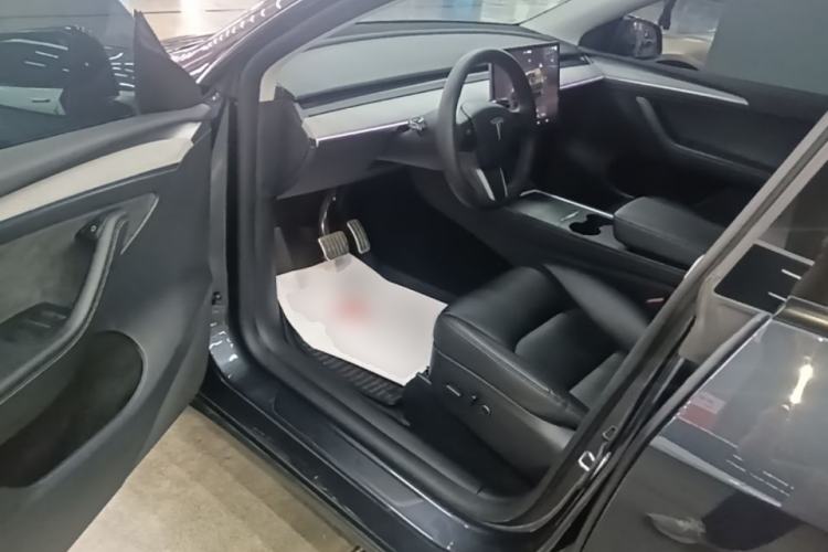 Used Tesla Model Y 2024 Rear-Wheel-Drive Version Driver Seat