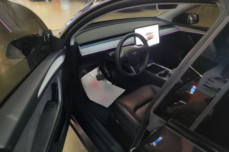 Used Tesla Model Y 2024 Rear-Wheel-Drive Version Driver Seat