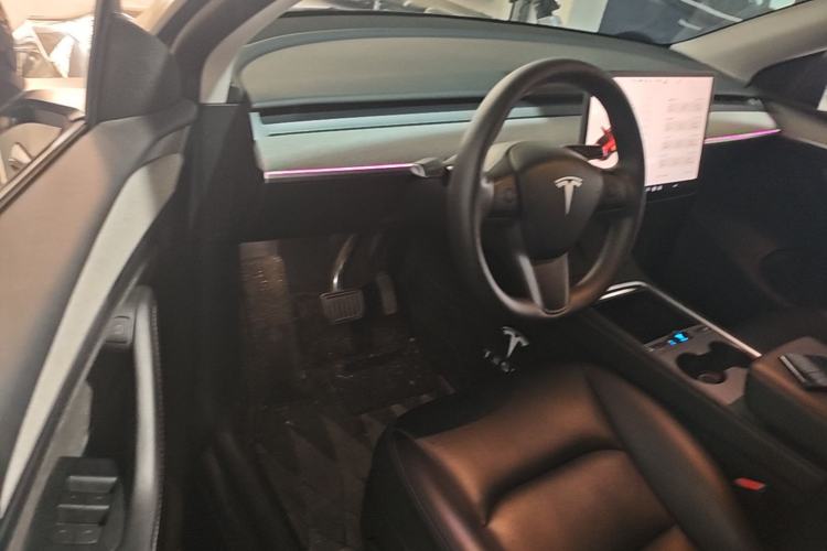 Used Tesla Model Y 2024 Rear-Wheel-Drive Version Driver Seat