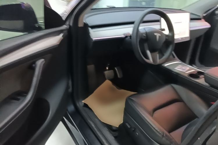 Used Tesla Model Y 2024 Rear-Wheel-Drive Version Driver Seat