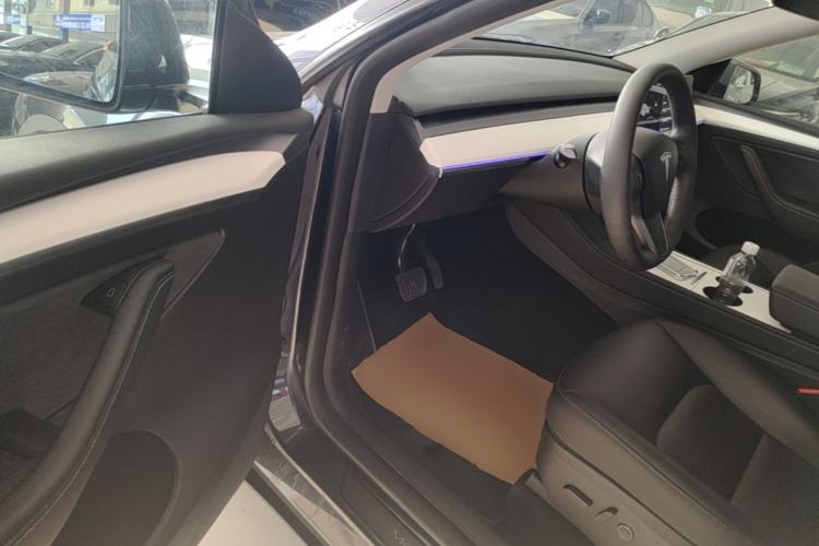 Used Tesla Model Y 2024 Rear-Wheel-Drive Version Driver Seat