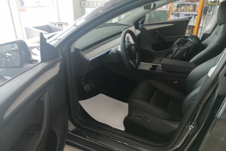 Used Tesla Model Y 2024 Rear-Wheel-Drive Version Driver Seat