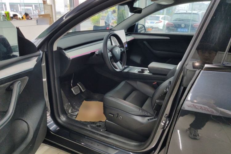 Used Tesla Model Y 2024 Rear-Wheel-Drive Version Driver Seat