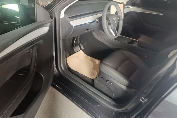 Used Tesla Model Y 2024 Rear-Wheel-Drive Version Driver Seat
