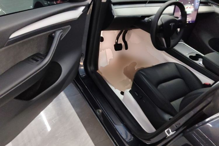 Used Tesla Model Y 2024 Rear-Wheel-Drive Version Driver Seat