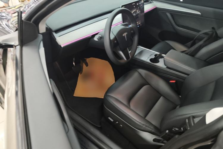 Used Tesla Model Y 2024 Rear-Wheel-Drive Version Driver Seat
