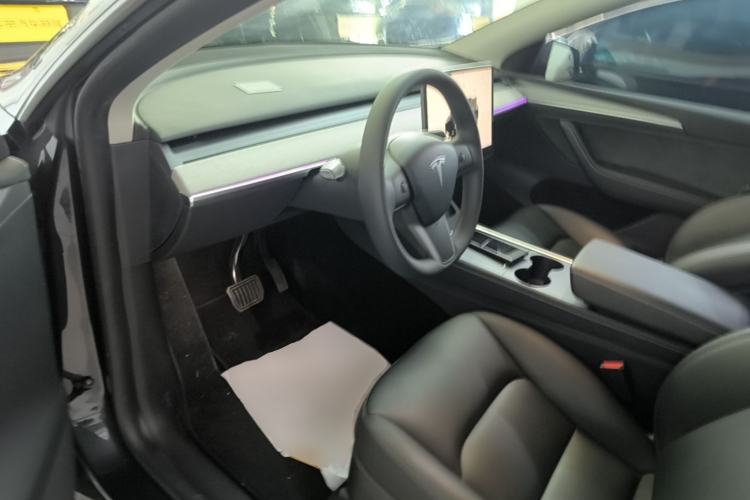 Used Tesla Model Y 2024 Rear-Wheel-Drive Version Driver Seat
