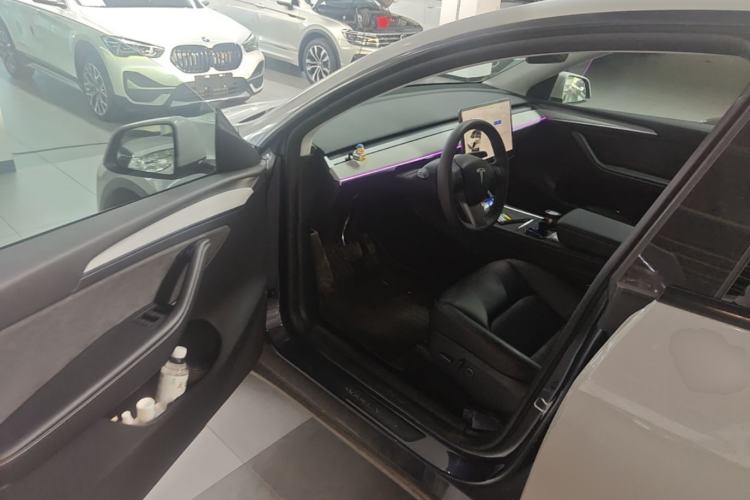 Used Tesla Model Y 2024 Rear-Wheel-Drive Version Driver Seat