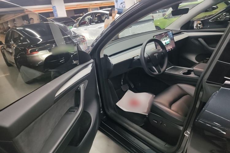 Used Tesla Model Y 2024 Rear-Wheel-Drive Version Driver Seat