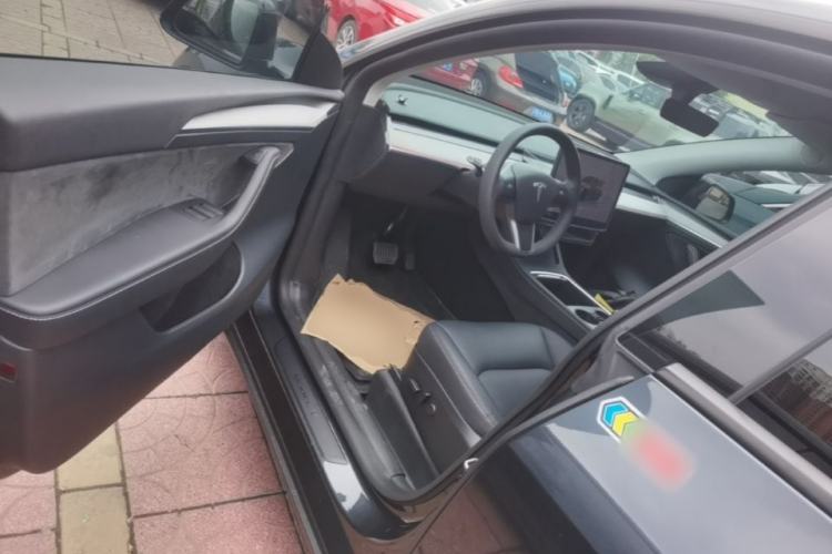 Used Tesla Model Y 2024 Rear-Wheel-Drive Version Driver Seat