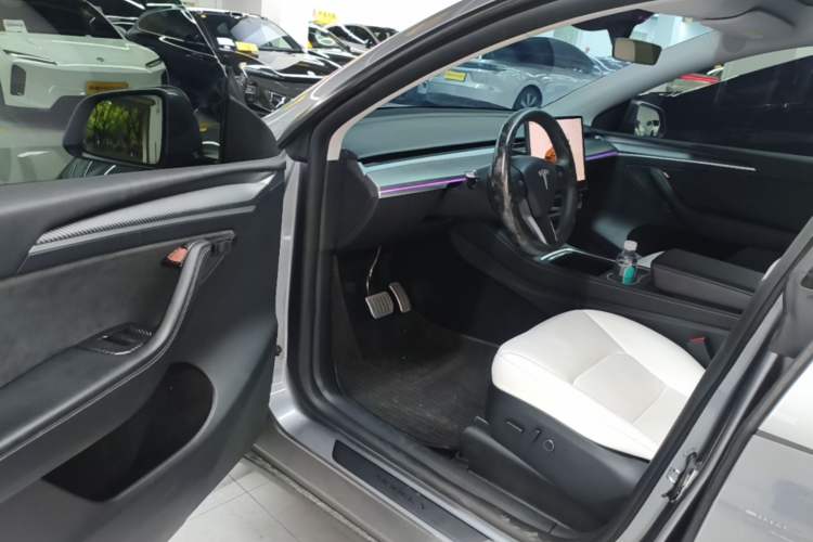 Used Tesla Model Y 2024 Rear-Wheel-Drive Version Driver Seat