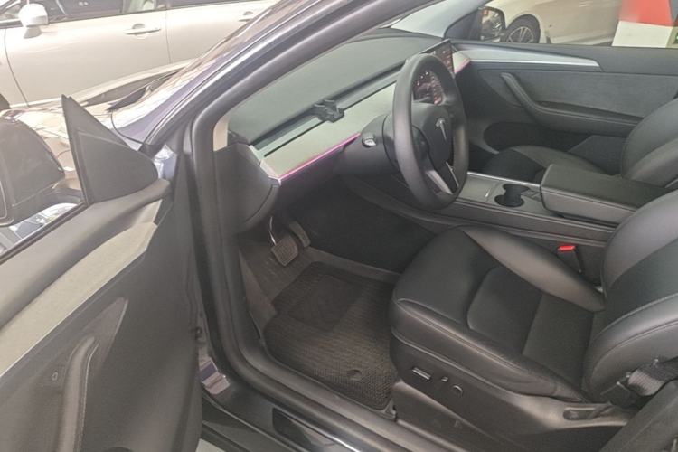 Used Tesla Model Y 2024 Rear-Wheel-Drive Version Driver Seat