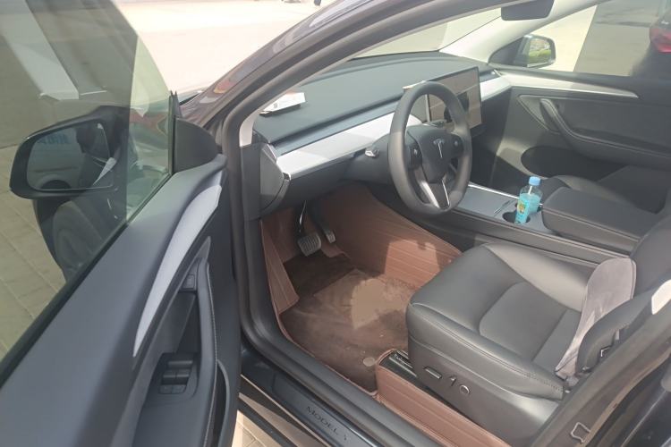 Used Tesla Model Y 2024 Rear-Wheel-Drive Version Driver Seat