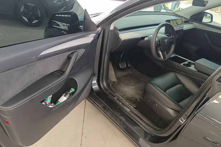 Used Tesla Model Y 2024 Rear-Wheel-Drive Version Driver Seat