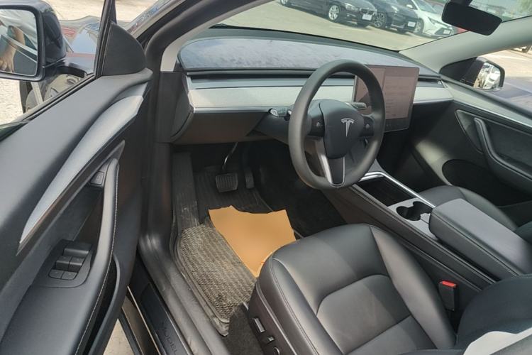 Used Tesla Model Y 2024 Rear-Wheel-Drive Version Driver Seat