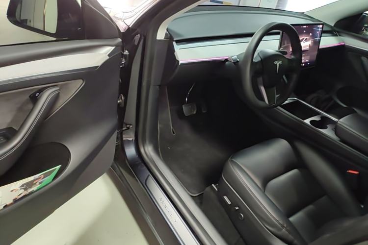 Used Tesla Model Y 2024 Rear-Wheel-Drive Version Driver Seat
