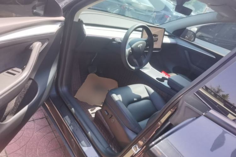 Used Tesla Model Y 2024 Rear-Wheel-Drive Version Driver Seat