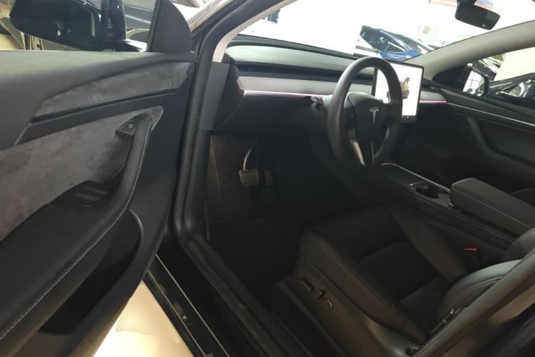 Used Tesla Model Y 2024 Rear-Wheel-Drive Version Driver Seat