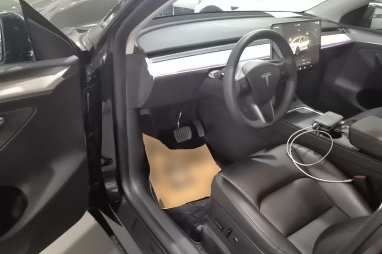 Used Tesla Model Y 2024 Rear-Wheel-Drive Version Driver Seat