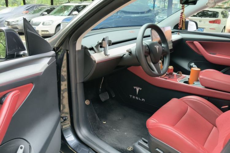 Used Tesla Model Y 2024 Rear-Wheel-Drive Version Driver Seat
