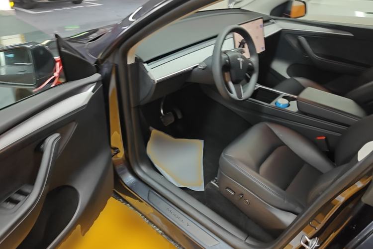 Used Tesla Model Y 2024 Rear-Wheel-Drive Version Driver Seat